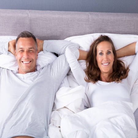 How To Fix Sleep Temperature Compatibility With Your Bed Partner - Cool-jams