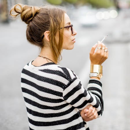 Smoking increases your breast cancer risk by 16% - Cool-jams