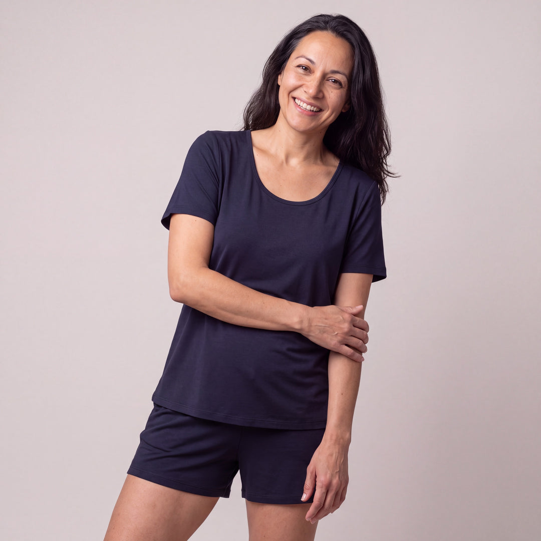 Women's DayBasics Scoop T-Shirt in Navy