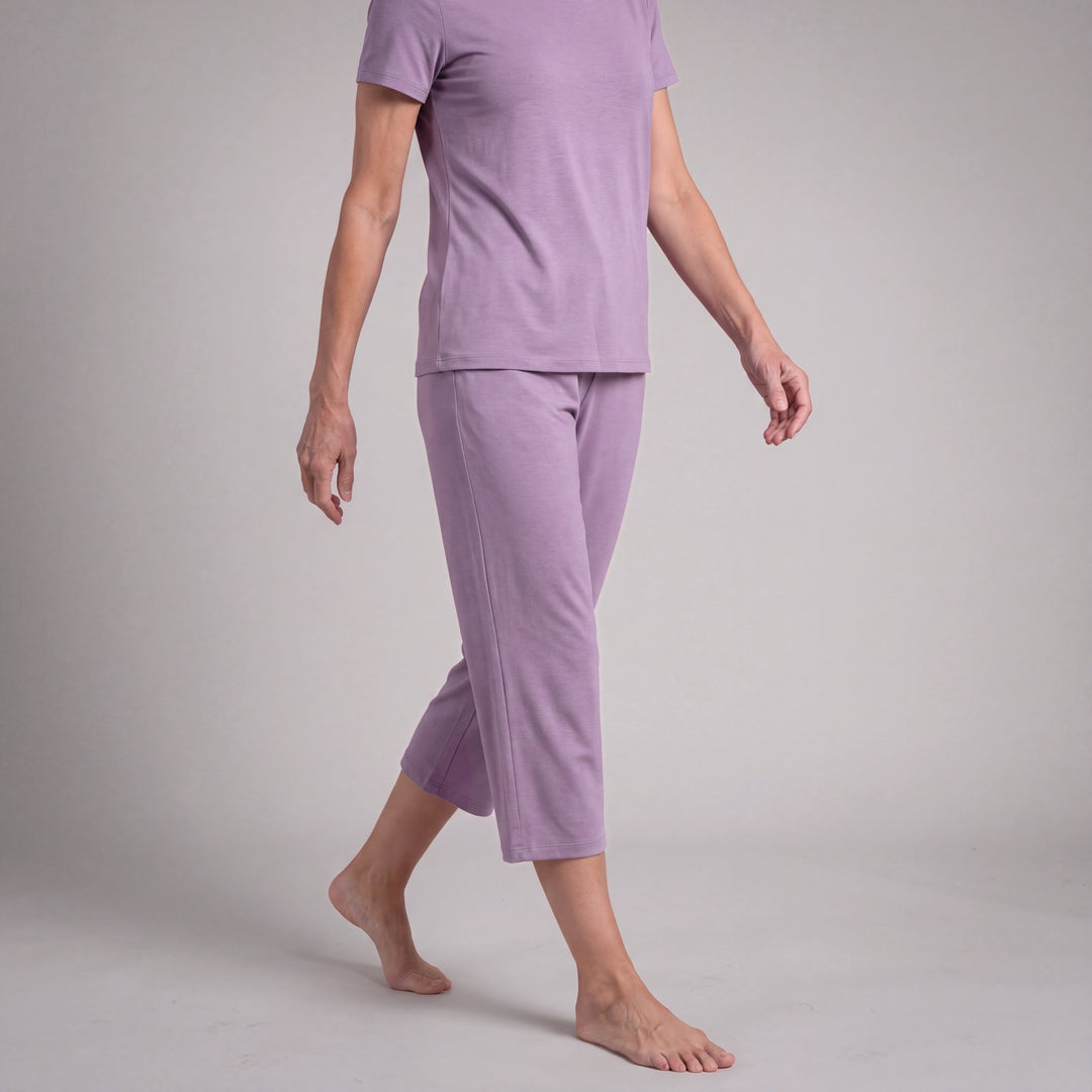 Women's NightCool Capri Pants in Violet