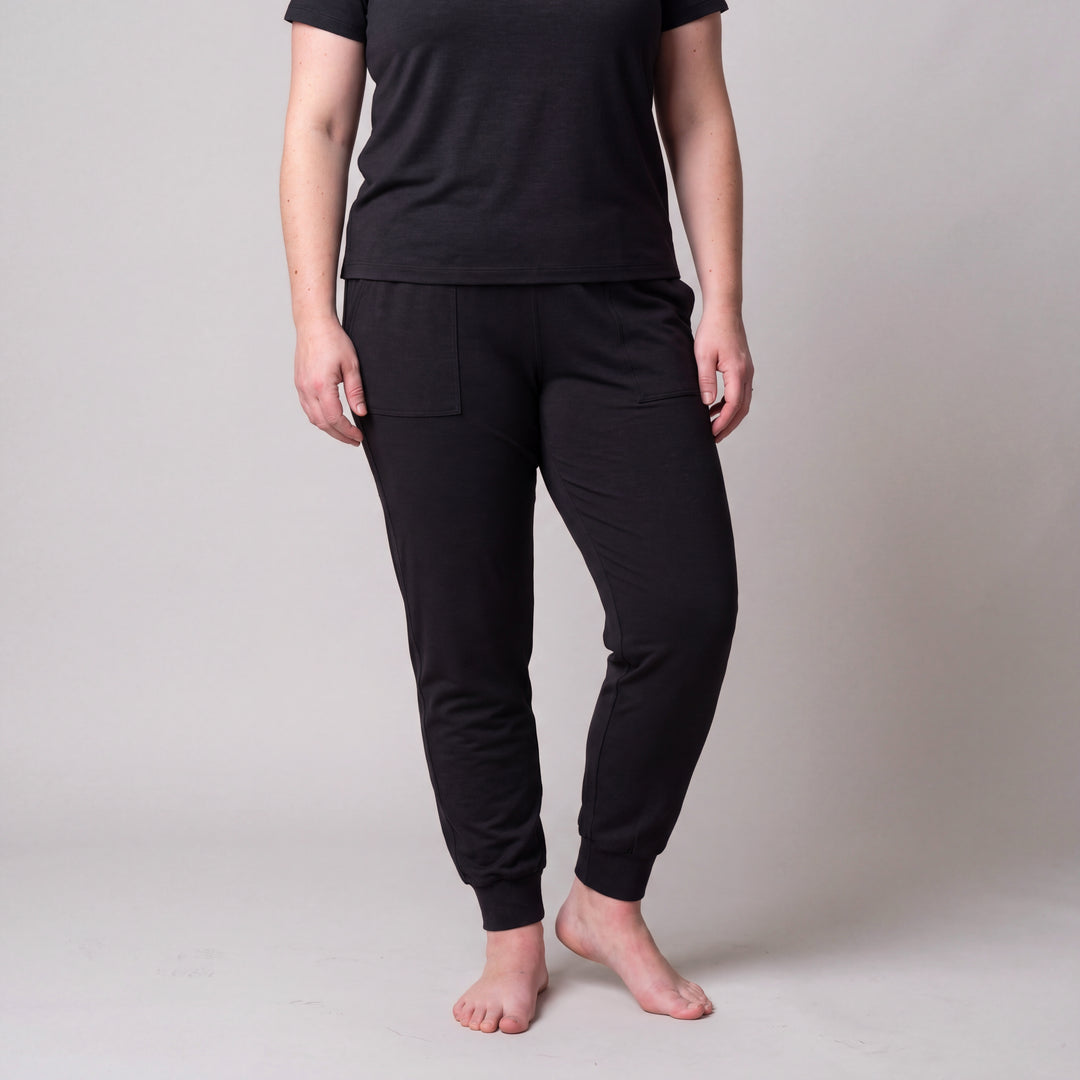 Women's NightCool Elastic Waist Cuff Jogger Pants in Black