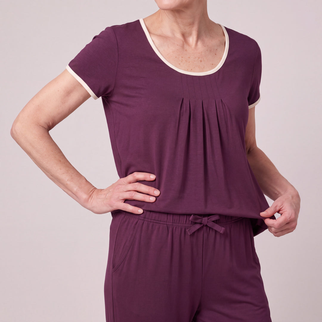 Merlot Cool-jams NightCool Pleated T-Shirt for women, close-up, hand on hip, the pleat and the small bow