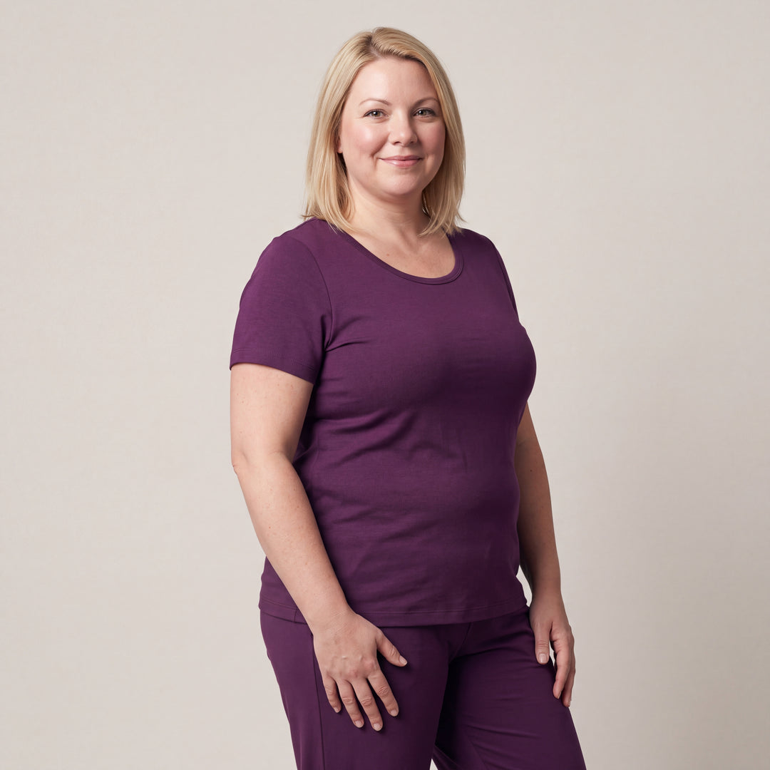 Merlot Cool-jams NightCool Scoop T-Shirt for women, worn with matching pants, model standing